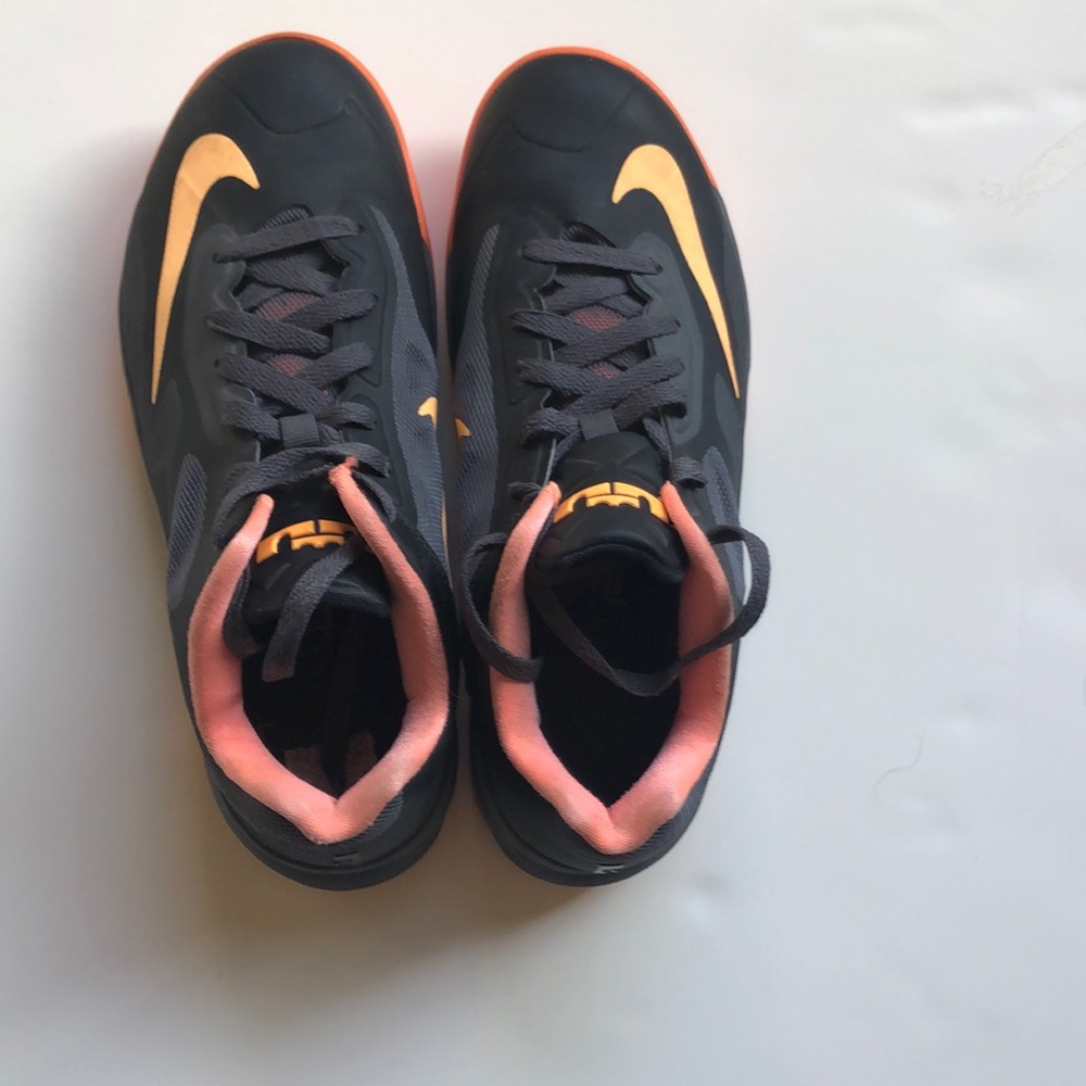 Nike shoes